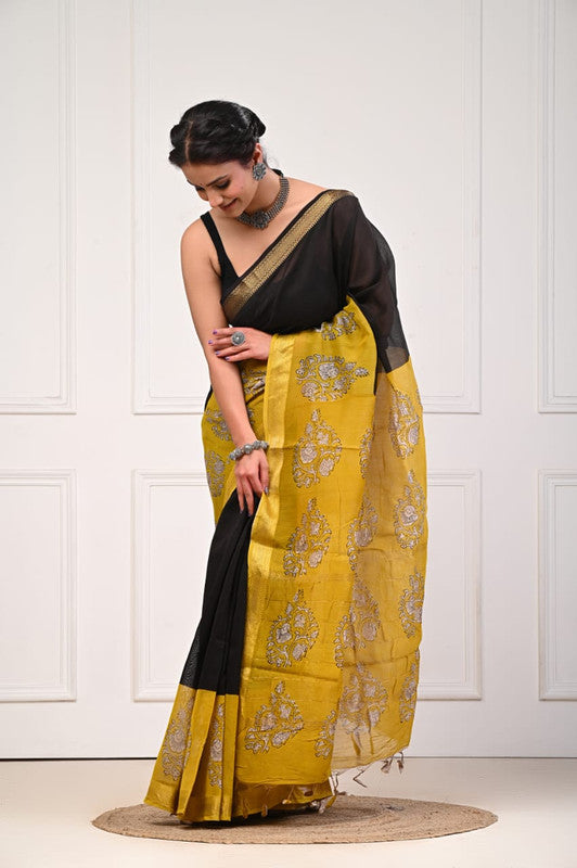 Pure Maheshwari Silk Saree with Paisley Border Design image 2