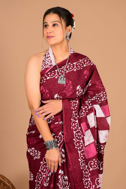 Pure Cotton Mulmul Saree with Floral Swirl & Geometric Print image 4