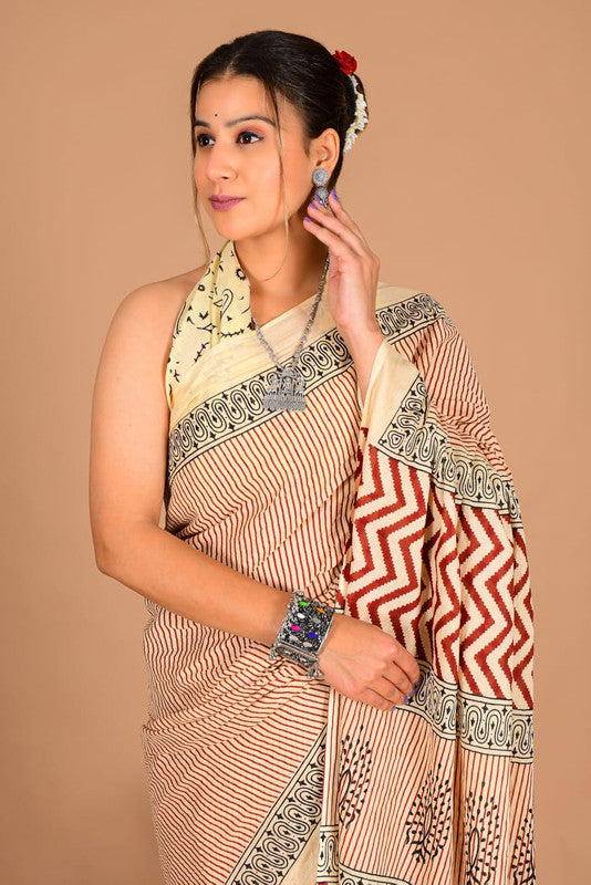 Pure Cotton Mulmul Saree with Striped & Chevron Block Print image 4