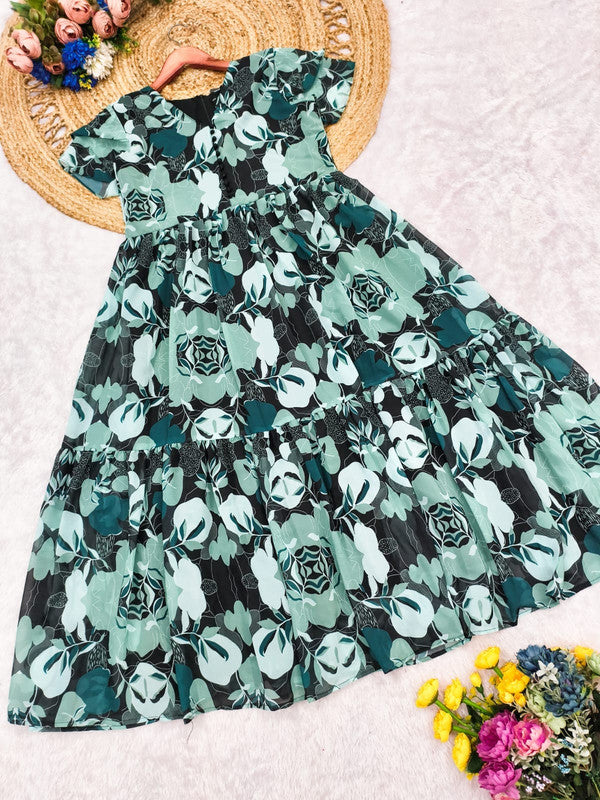 Women's Elegant Georgette Maxi Dress image 3